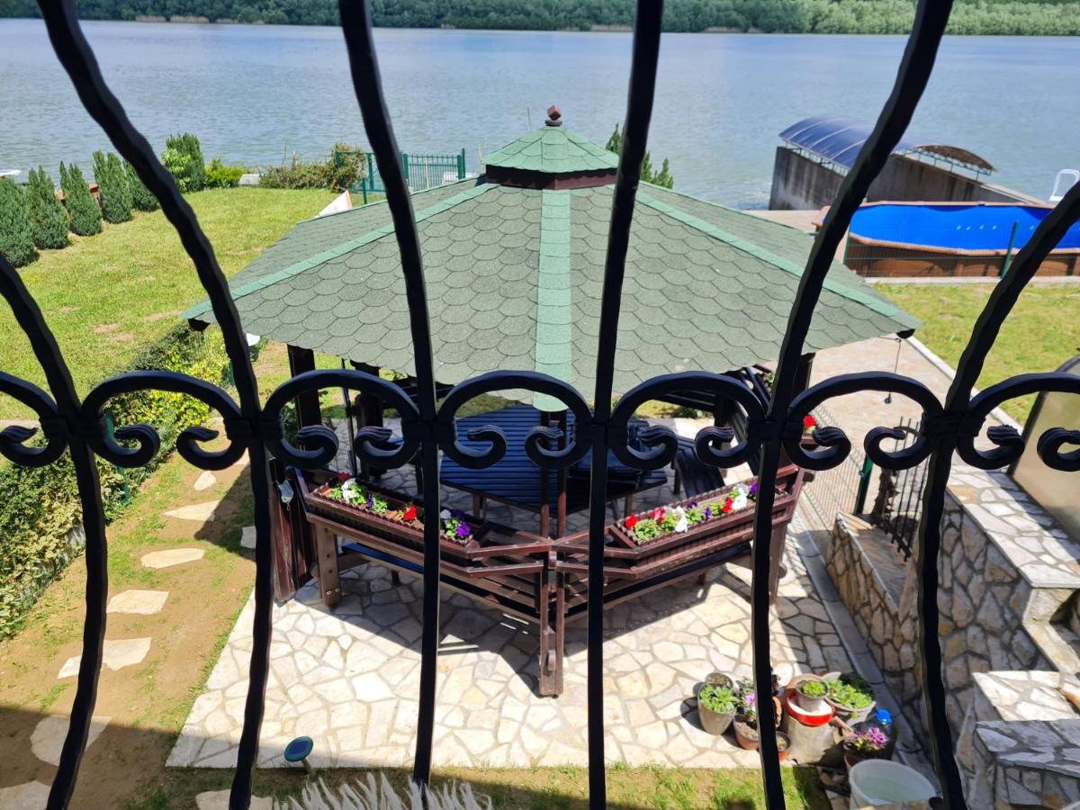 San Na Vodi Villa Smederevo Luaran gambar